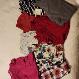 Lot of 8 short sleeve maternity tops